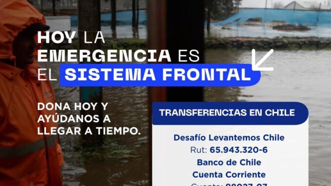 Voluntarios de Desafio Levantemos Chile ayudando en la remocion de escombros tras el sistema frontal